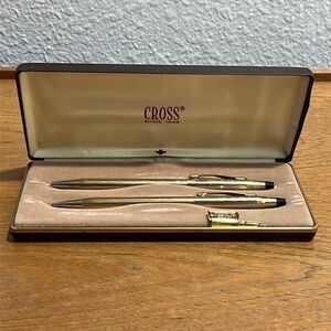 CROSS PENS